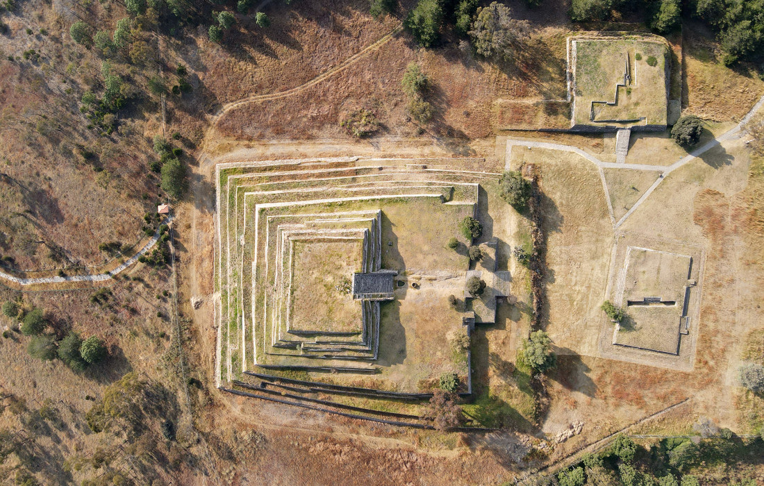 Cacaxtla-tlaxcala-piramide-luciernagas